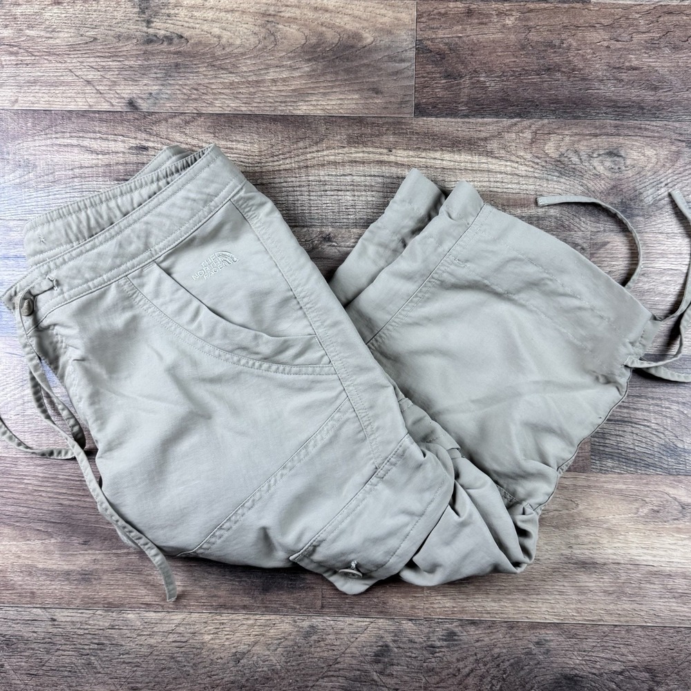 The North Face Capri Cargo Pants Women's 6 Khaki Hiking Lightweight